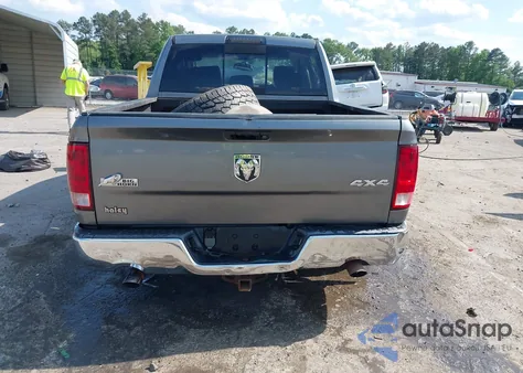 2010 Dodge Ram 1500 Slt/Sport/Trx z USA, uszkodzony, nr VIN 1D7RV1CT9AS119715